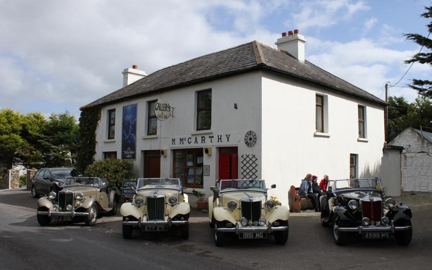 White House Gallery & Coffee House, The